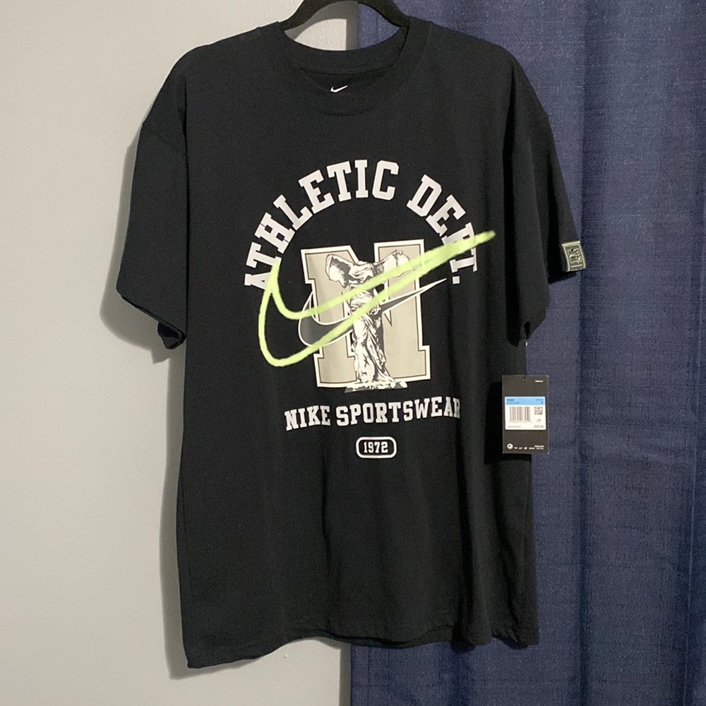 Black Mens Nike Tee